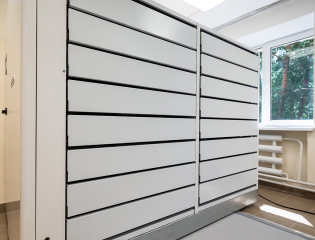 Стеллажи с электроприводом и ящиками